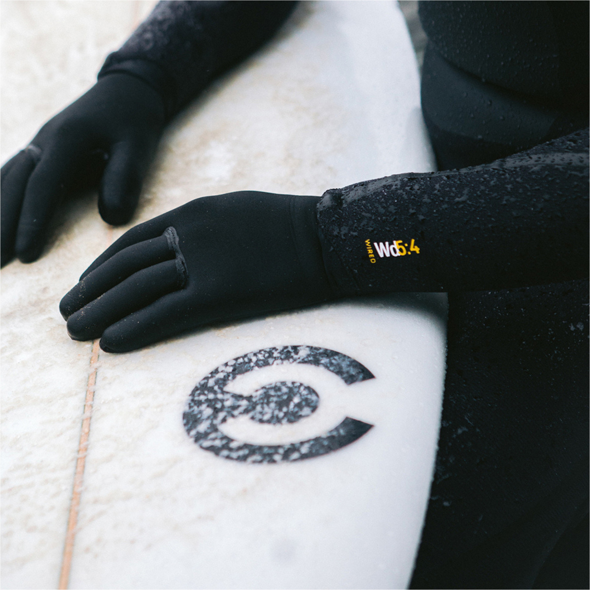 2026 C-Skins Wired 3mm Gloves C-GLWI3S - Black